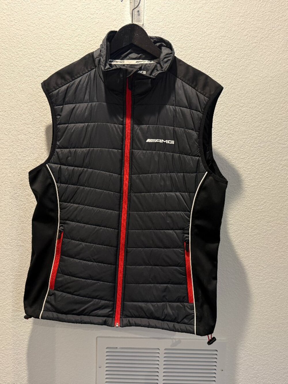 Mercedes AMG Performance Vest Size - Large